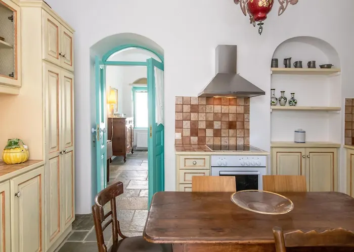 Galatea House First Floor With Terraces *